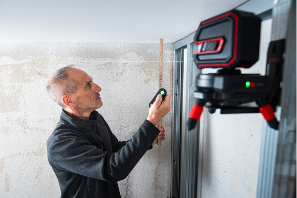 Lasery - Stativy - RCB - SOLA Messwerkzeuge GmbH