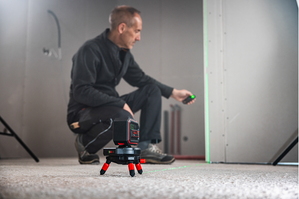 Lasery - Stativy - RCB - SOLA Messwerkzeuge GmbH